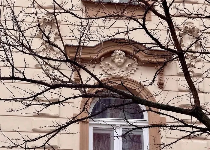 Lejlighed Attic 15 Min To Charles Bridge Prag