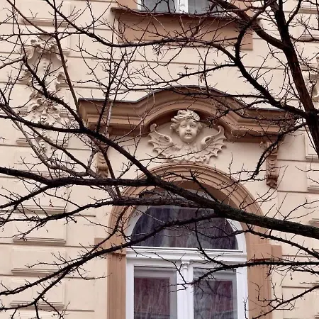 Appartement Attic 15 Min To Charles Bridge Prague